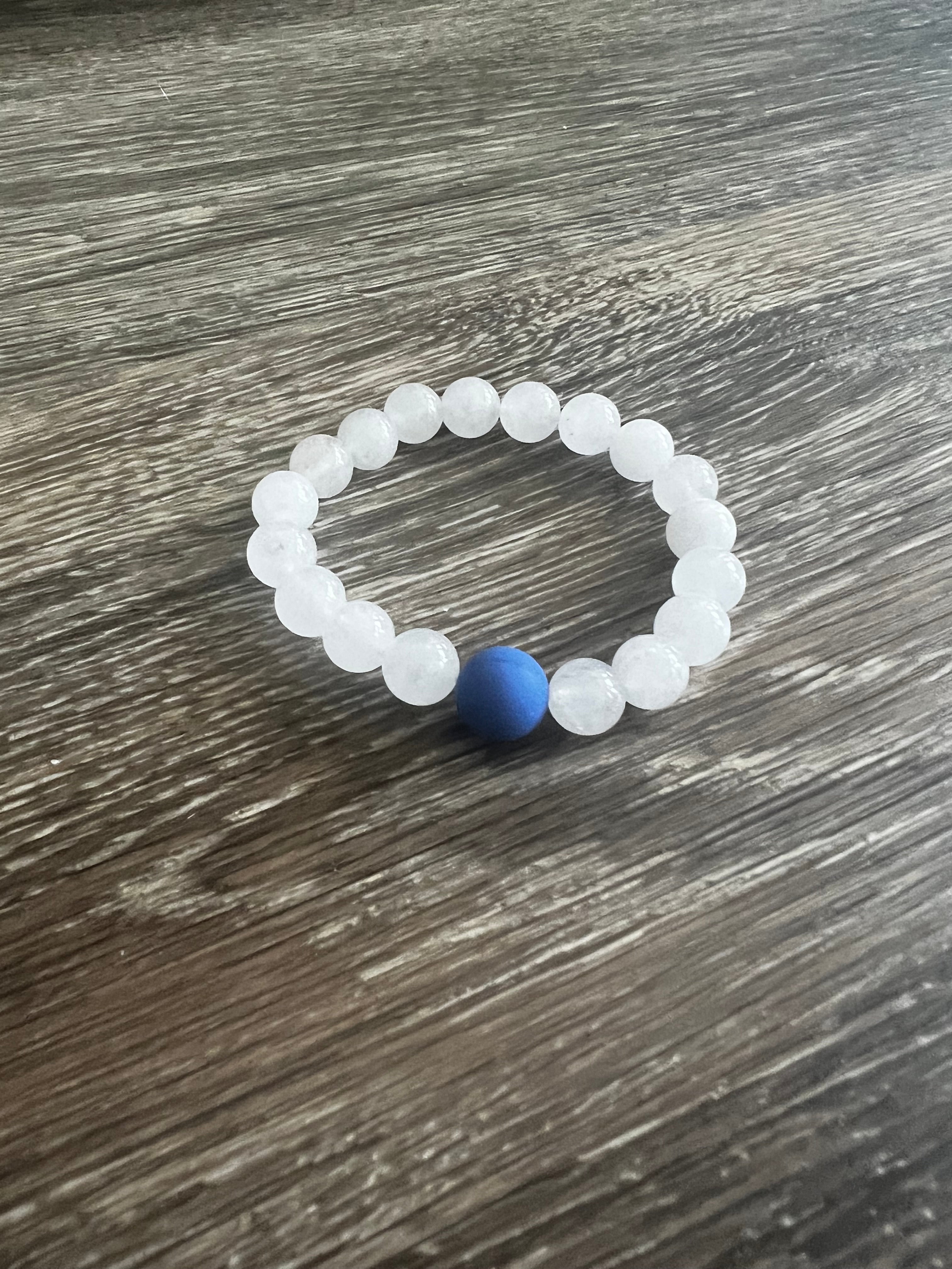 White Heavy Bead Bracelet