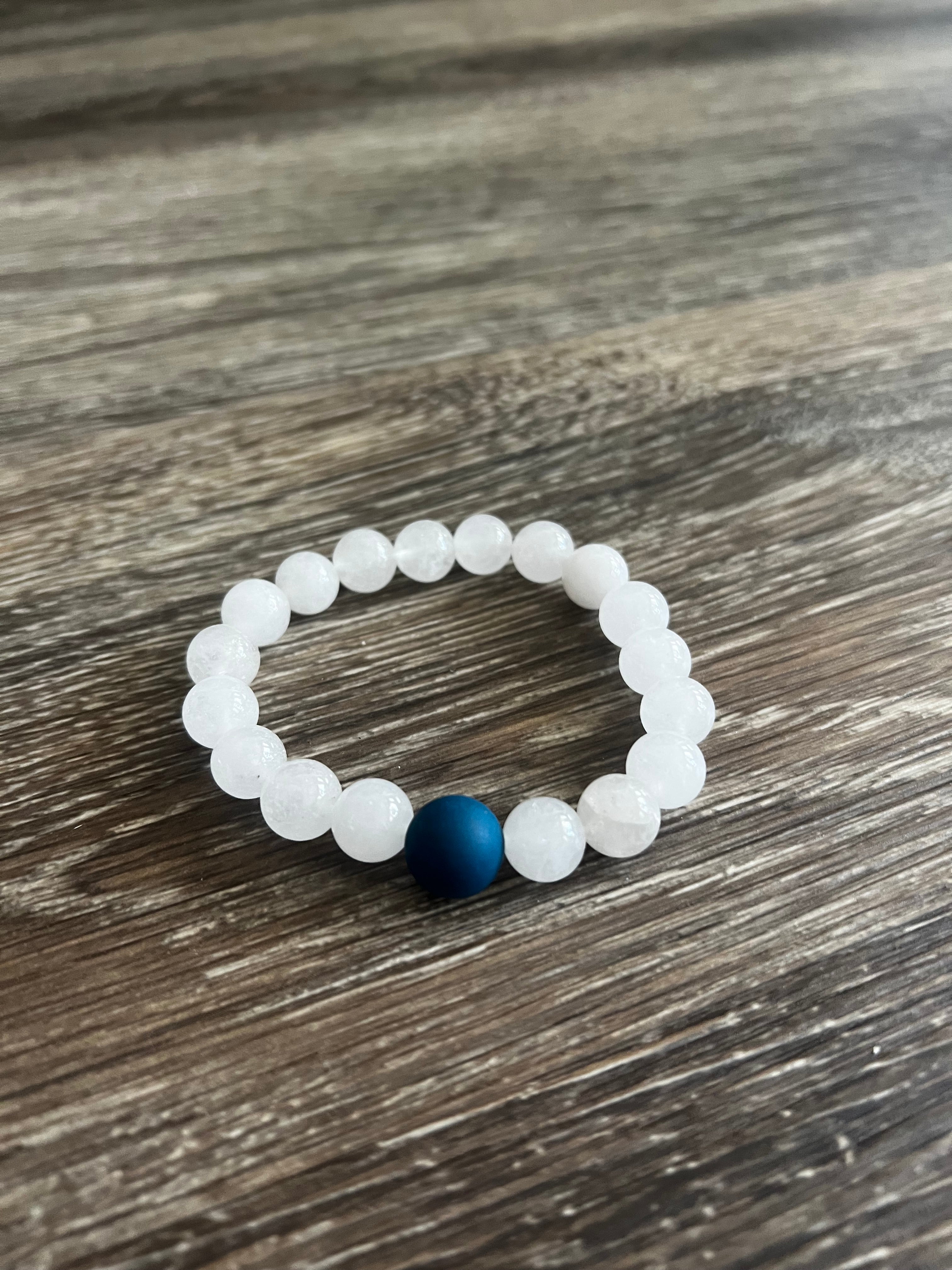 White Heavy Bead Bracelet