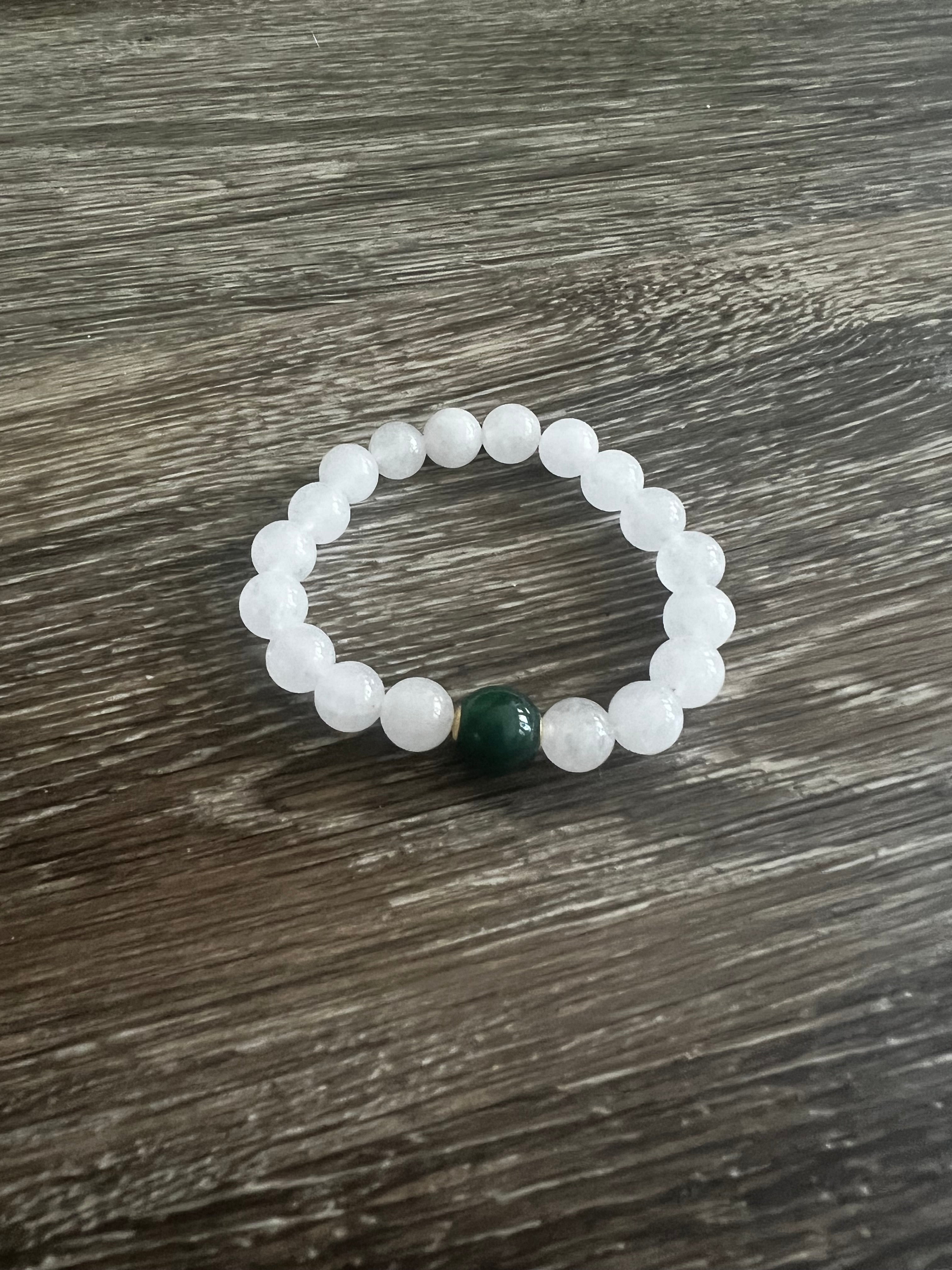 White Heavy Bead Bracelet