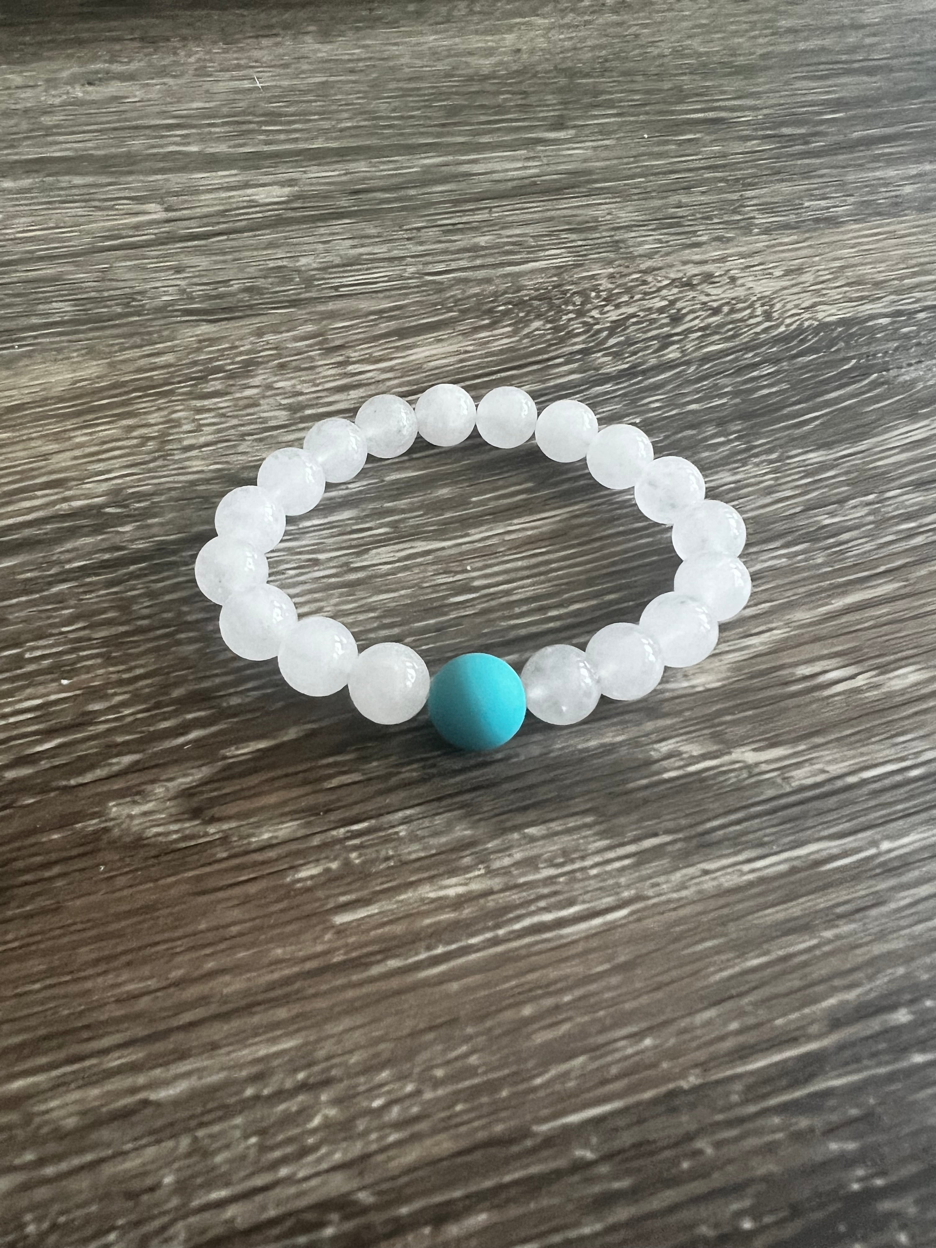 White Heavy Bead Bracelet
